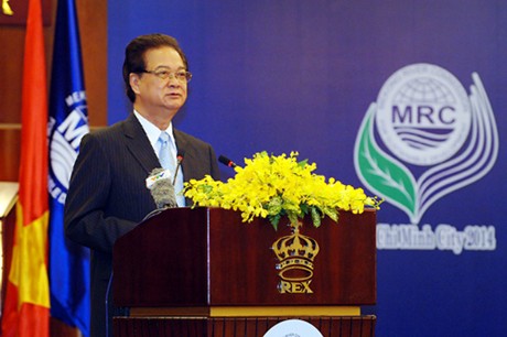 Thủ tướng Nguyễn Tấn Dũng phát biểu tại Hội nghị.